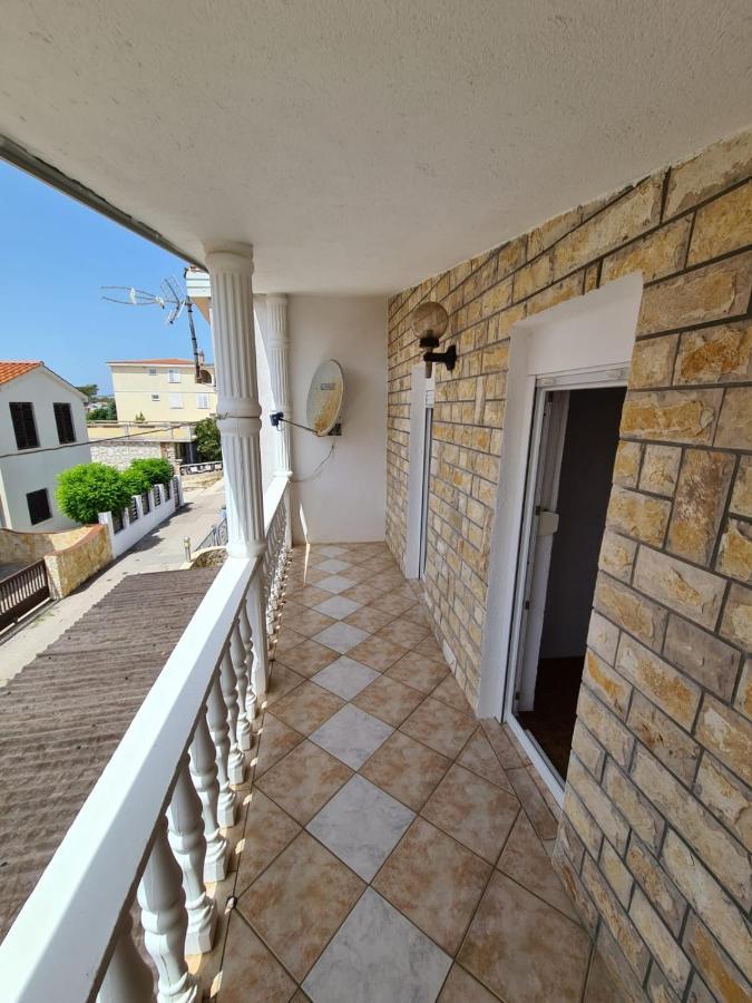 Apartments Tuka Near The Beach Vir Εξωτερικό φωτογραφία